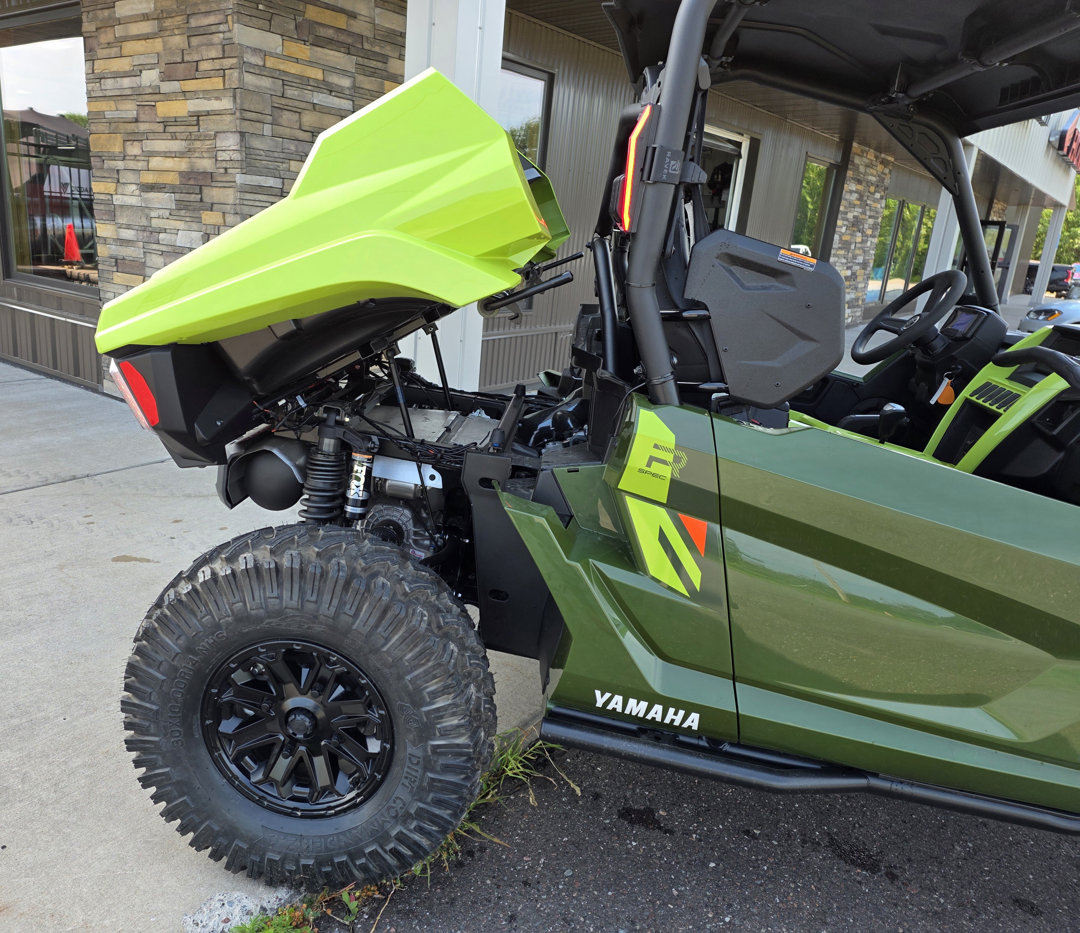 2026 YAMAHA YXE10WRATG UTV