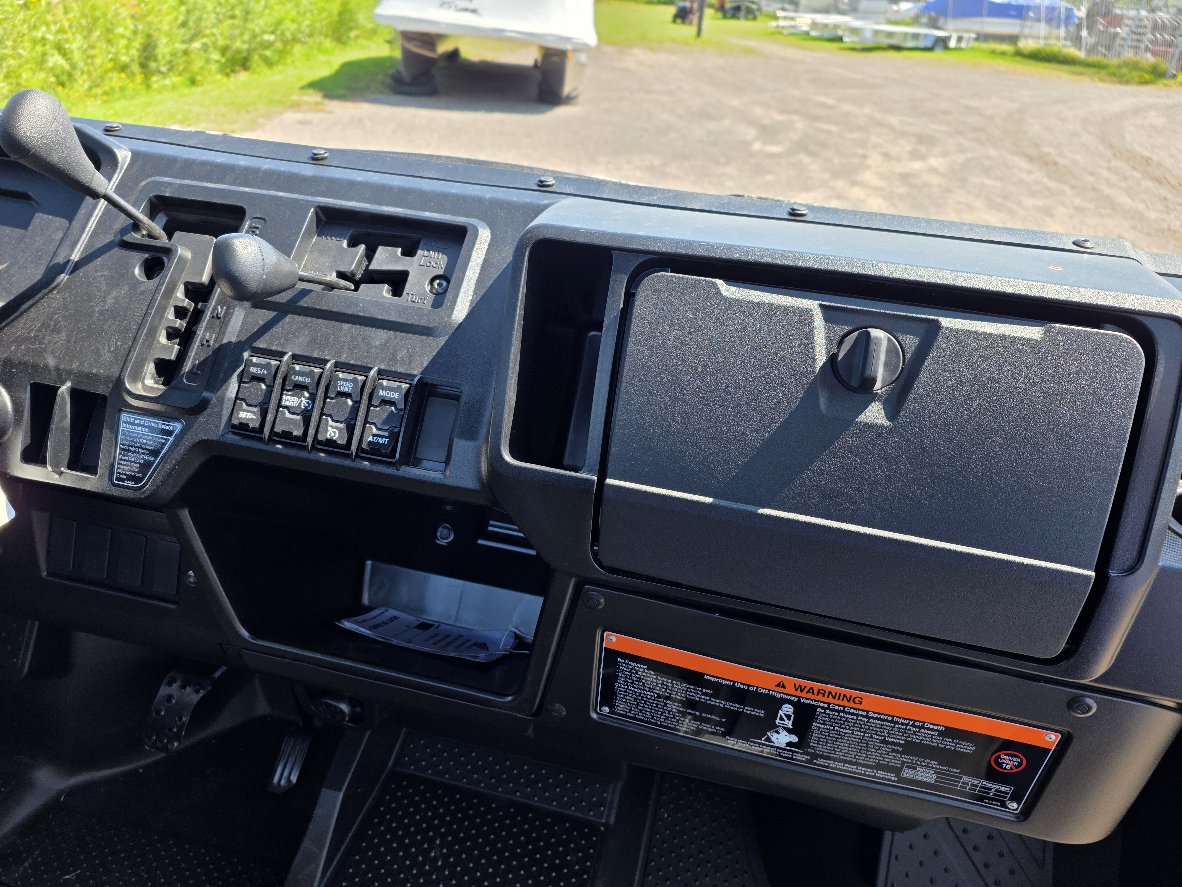 2026 HONDA SXS10M3DT UTV