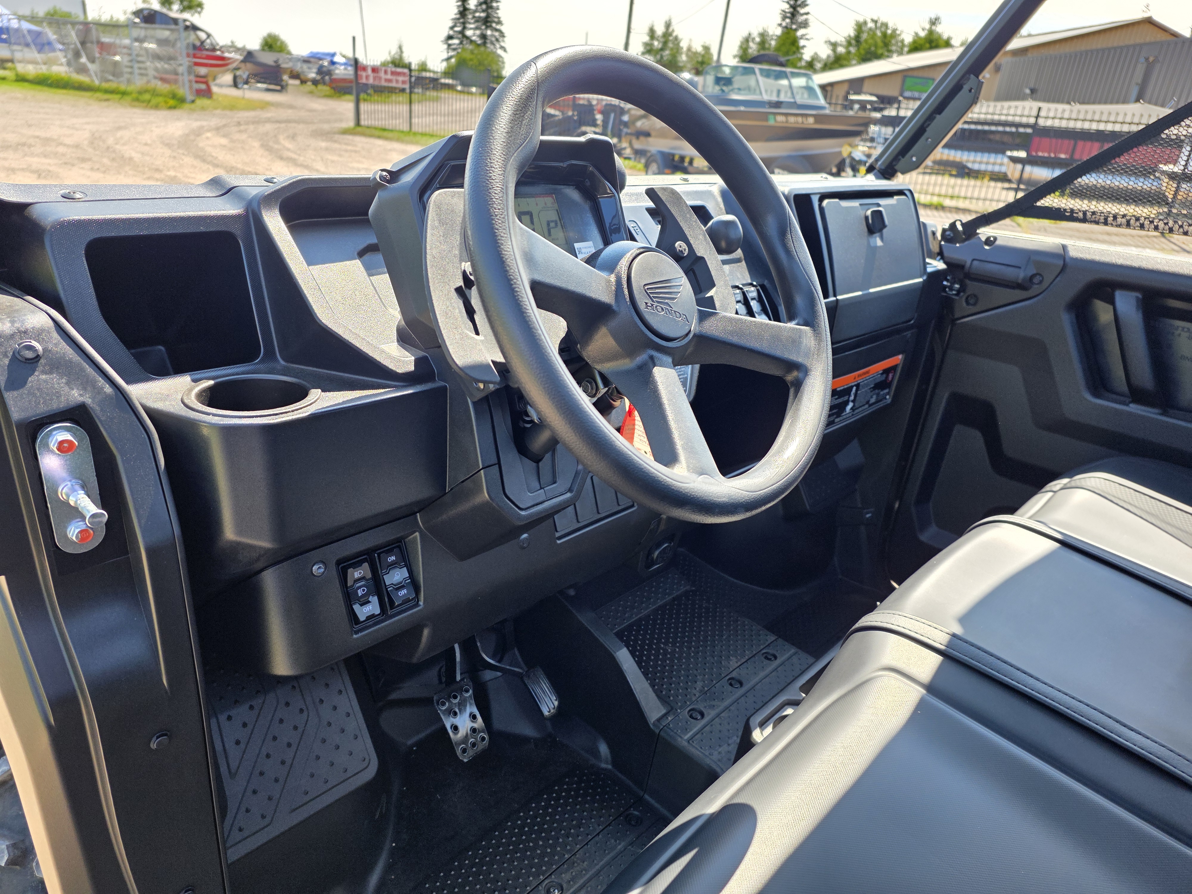 2026 HONDA SXS10M3DT UTV