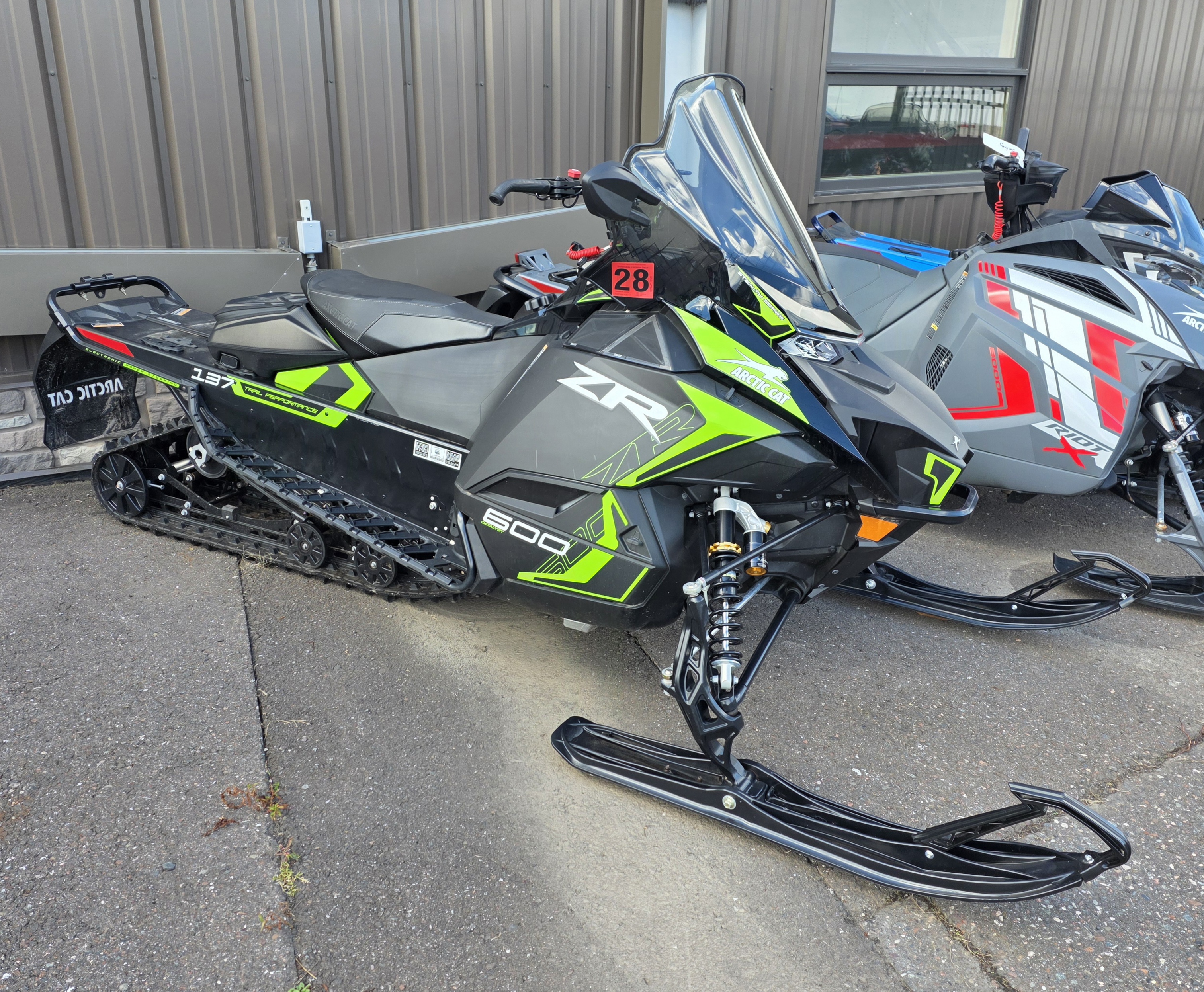 2026 ARCTIC CAT ZR 600 137 ES EPS SNOWMOBILE