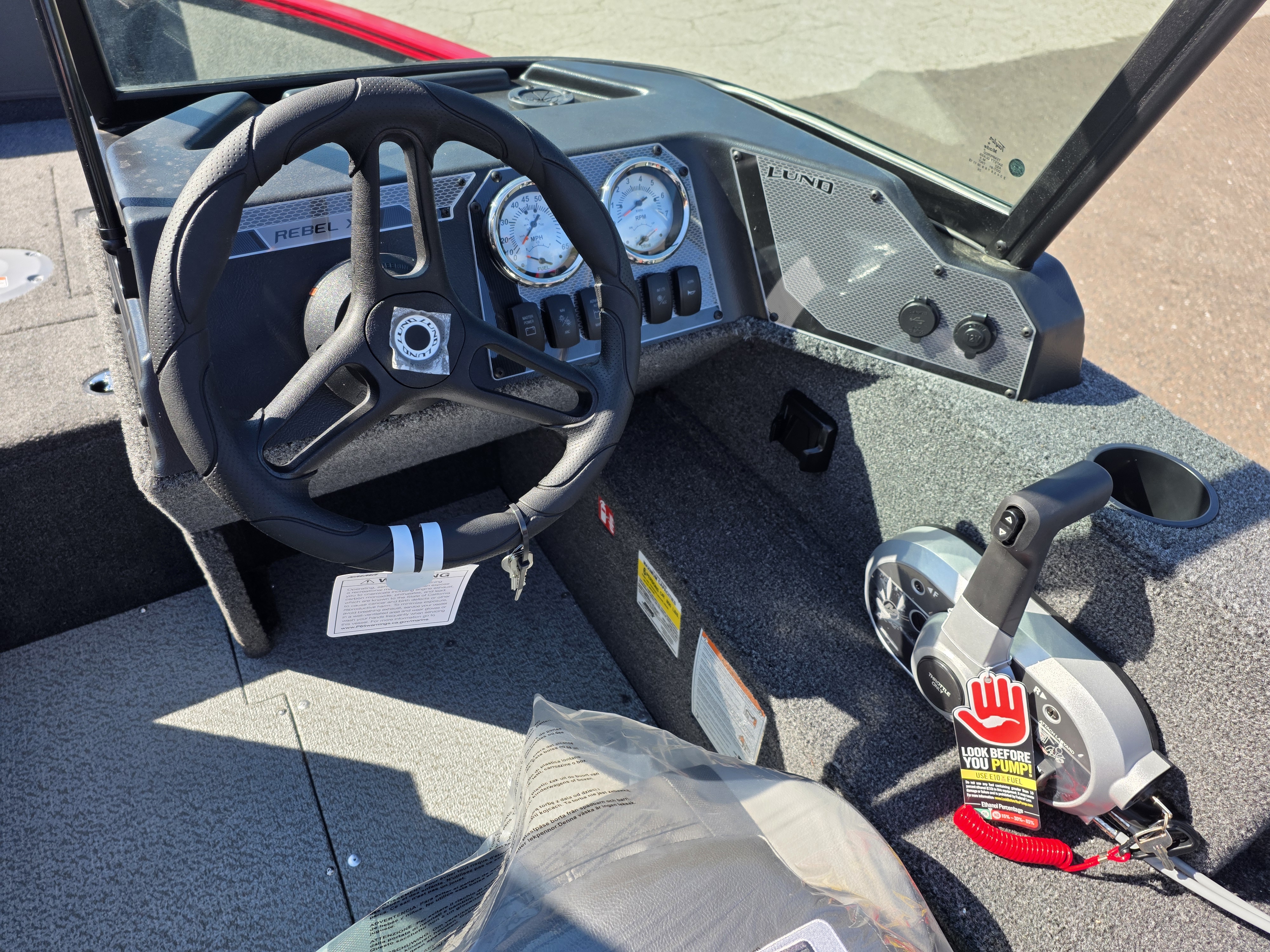 2026 LUND 1650 REBEL XL SPT BOAT