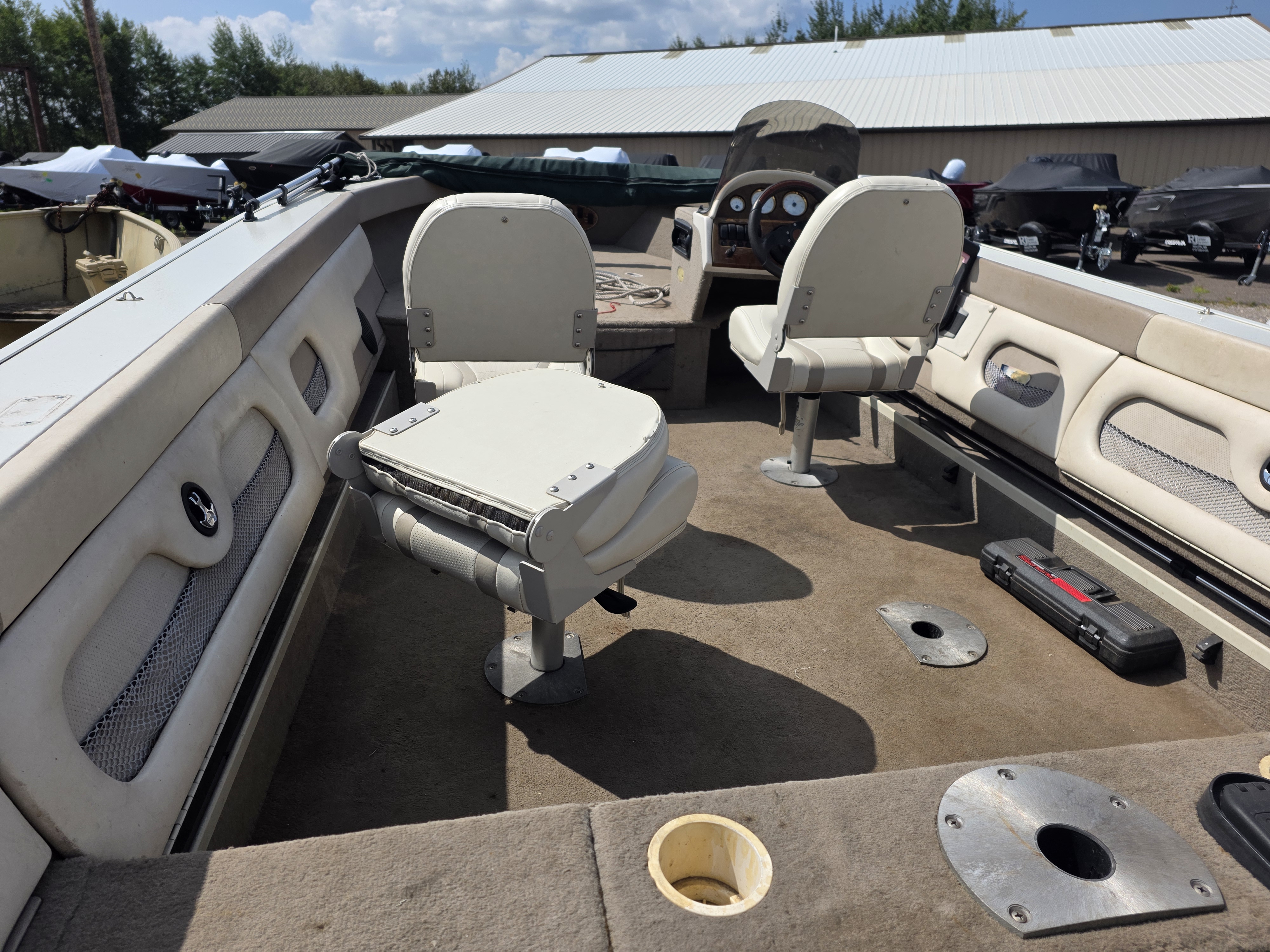 2004 STARCRAFT C-STAR 170 SC BOAT