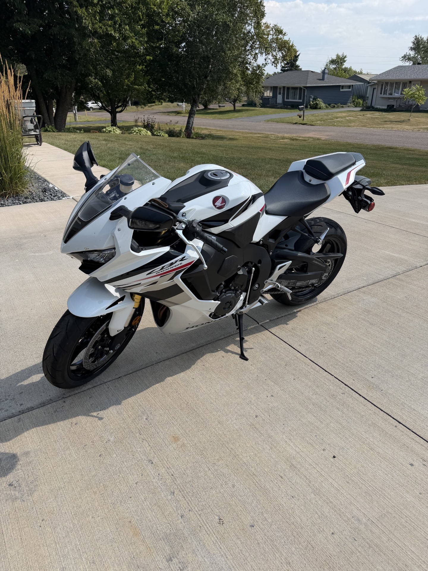 2025 HONDA CBR1000RR MOTORCYCLE