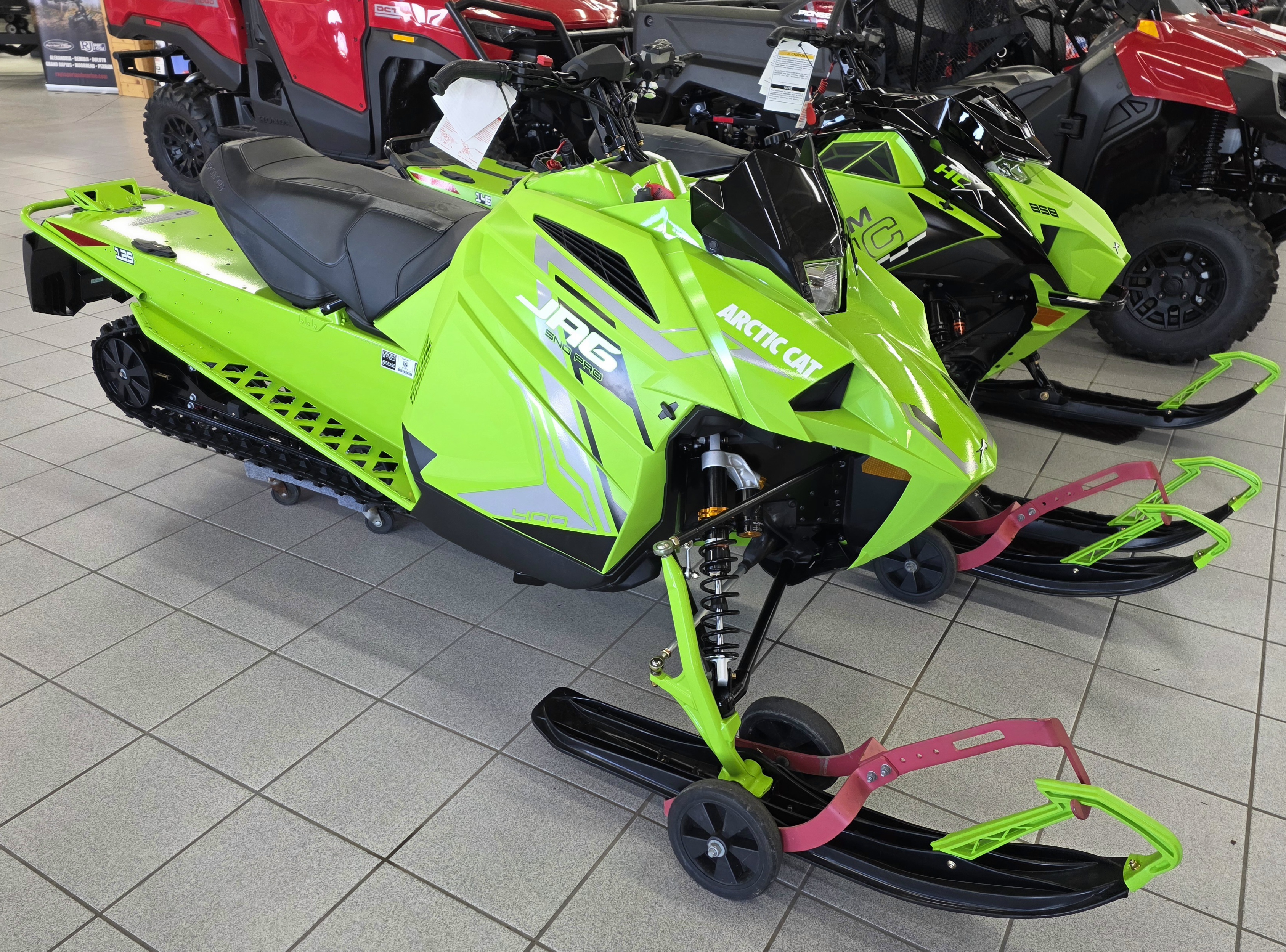 2027 ARCTIC CAT JAG 400 SP SNOWMOBILE