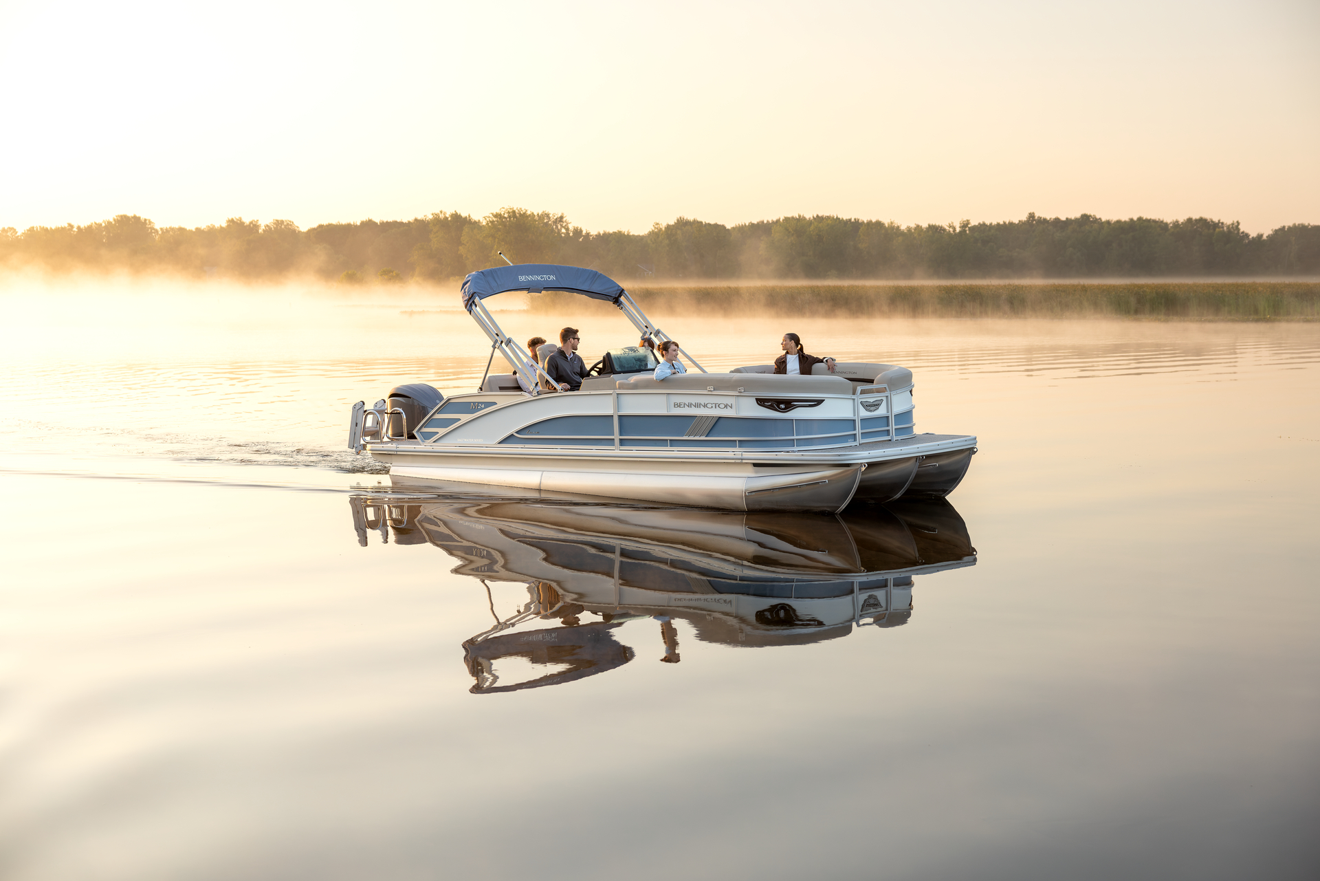 WebLarge_JPG-2027_Marine_BENN_24MCSB_Lifestyle (8)